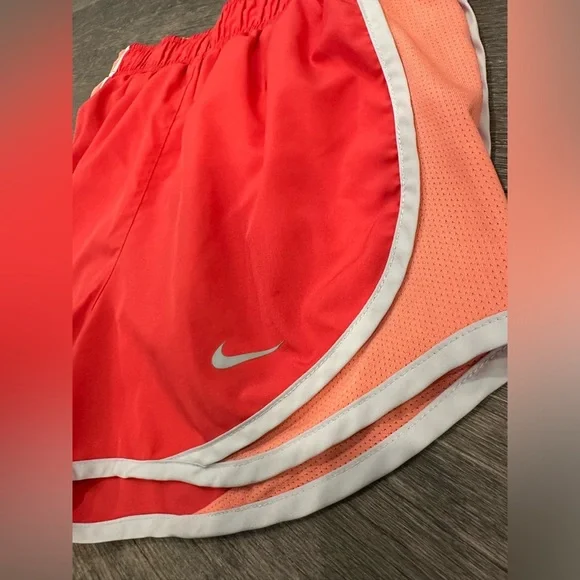 Nike Gym Shorts Dri-Fit Women’s Adult Size XS SKU #A009 - Picture 2 of 5